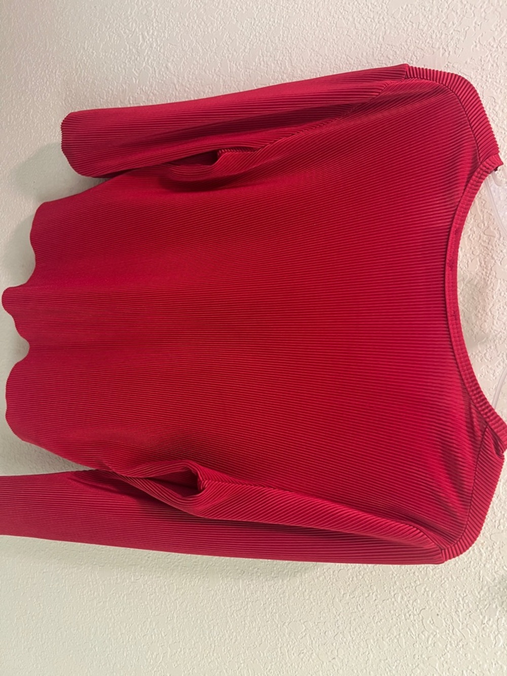 St. John Collection Vibrant Red Ribbed Button-Down Top - Picture 4 of 4